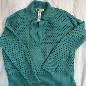 Beach Riot Green V-Neck Sweater with Textured Knit